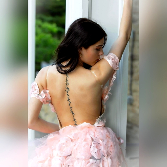 Sample Gown Only "LADY JAYNA" Blush Ivory/Mint 3D Tulle Rosette Wedding Gown Set - Picture 6 of 7